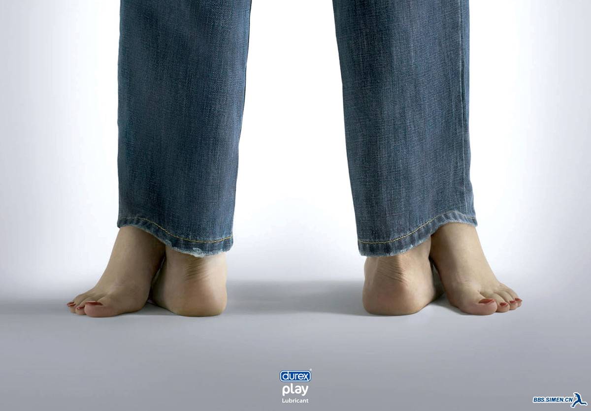 35-Durex-Play-Lubricant-Jeans-Ad.jpg