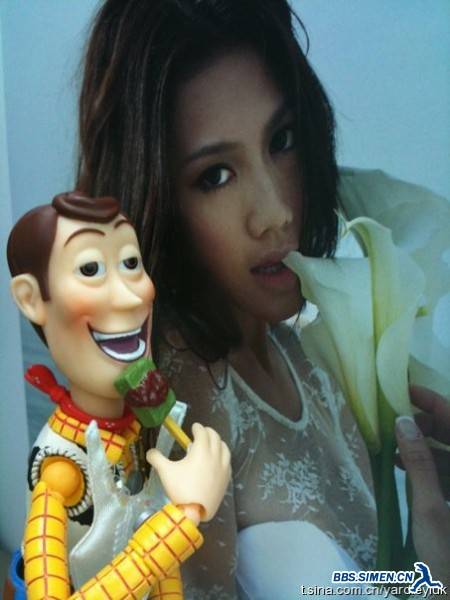 sexy-woody-toy-story-18.jpg