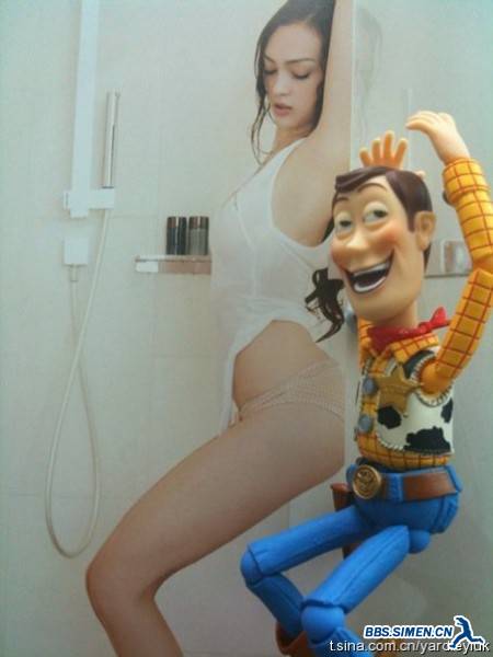 sexy-woody-toy-story-14.jpg