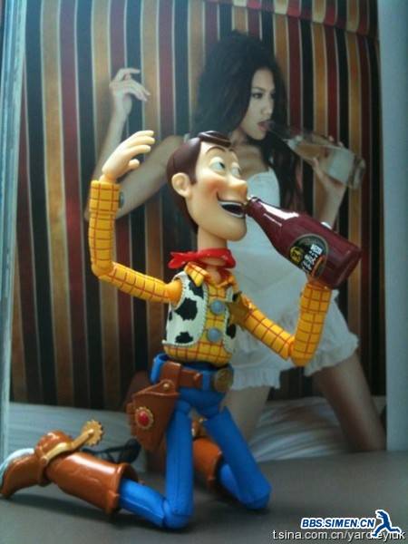 sexy-woody-toy-story-06.jpg